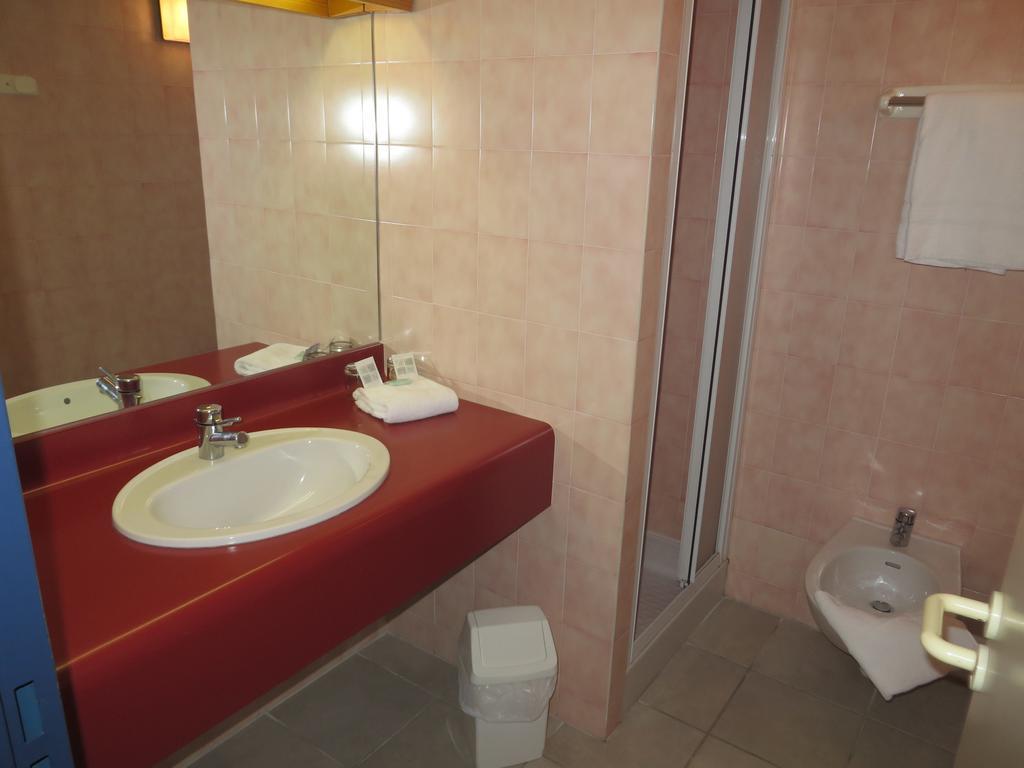N'Atura Hotel Aire-sur-lʼAdour Exteriér fotografie