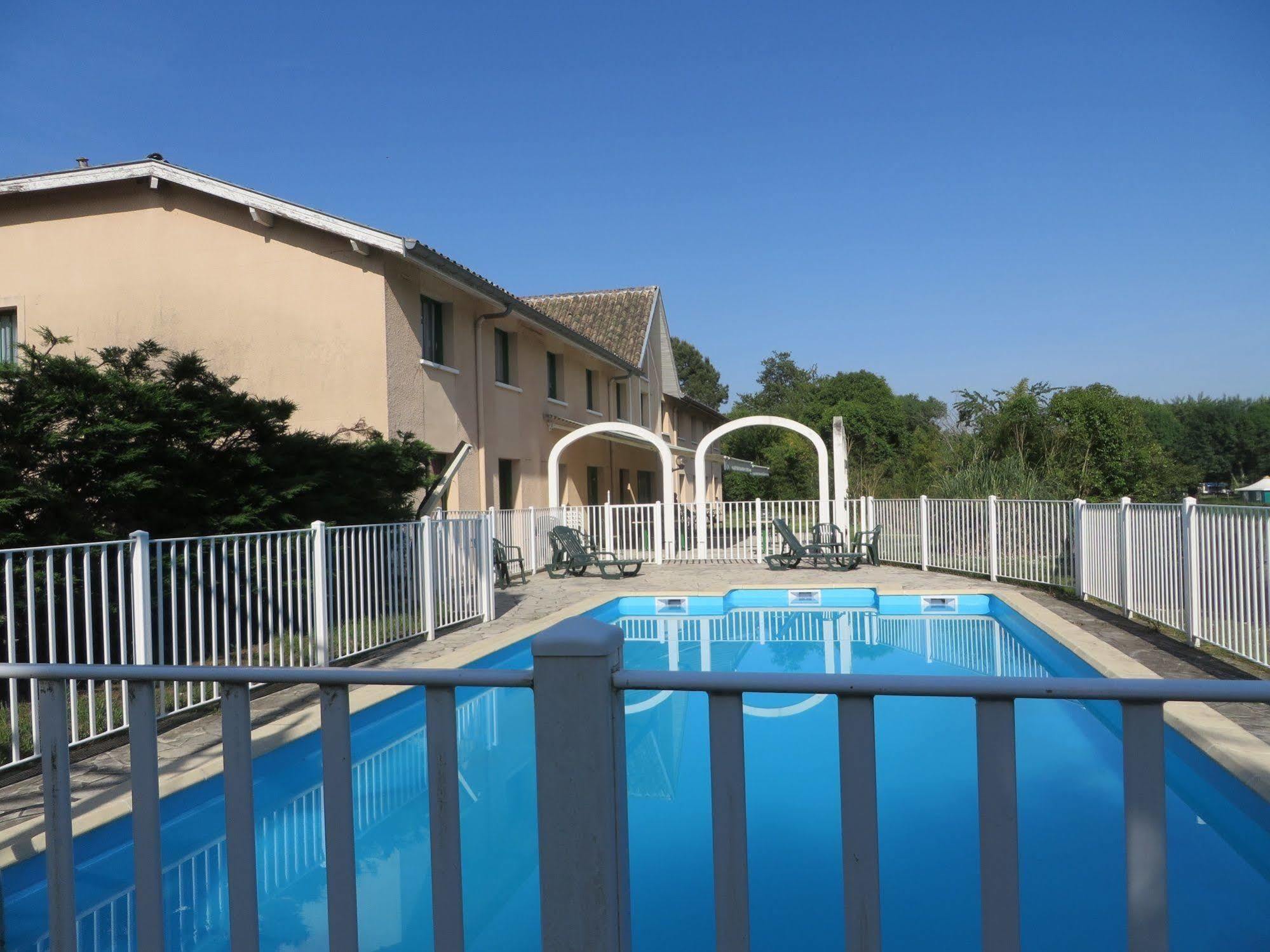 N'Atura Hotel Aire-sur-lʼAdour Exteriér fotografie